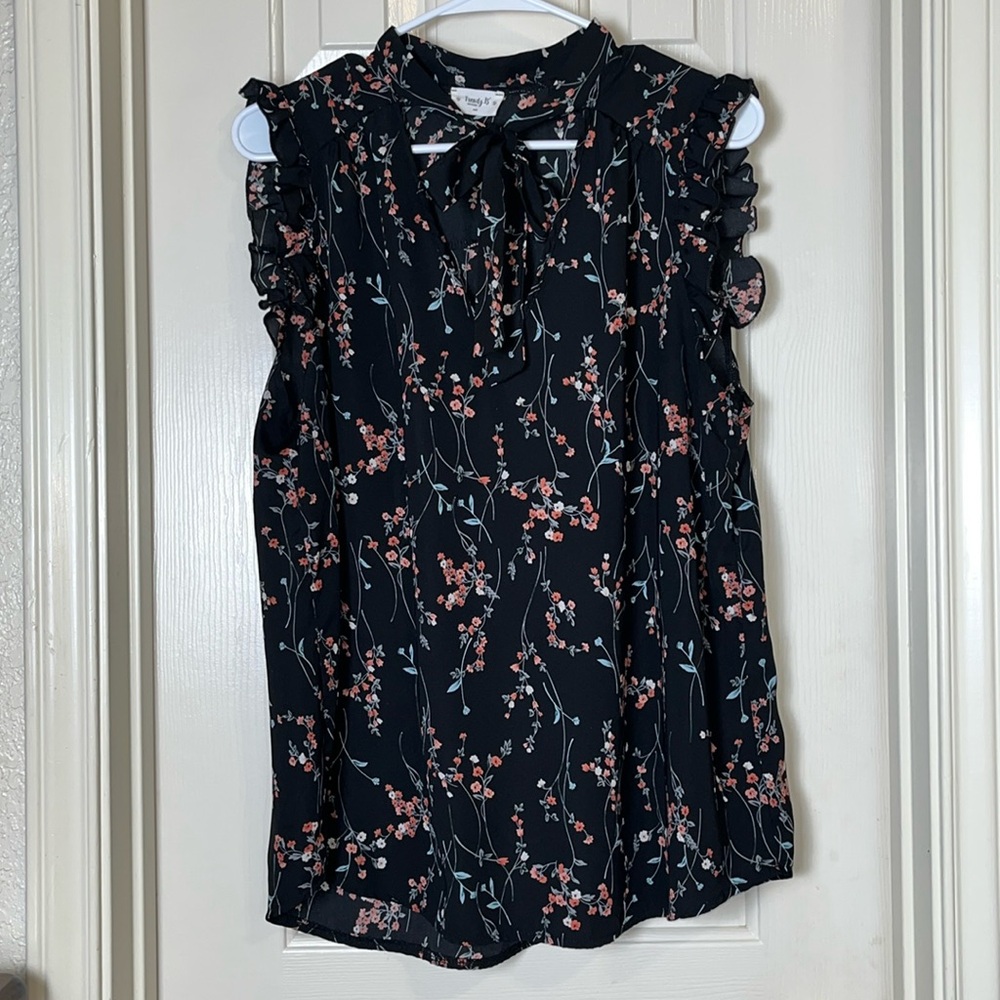 Trendy Is X-Large Floral Bow Neck Ruffle Trim Sleeveless Blouse